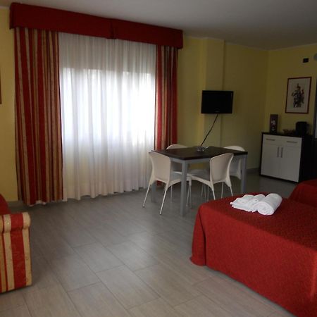 Residence San Prospero Garbagnate Milanese Pokój zdjęcie