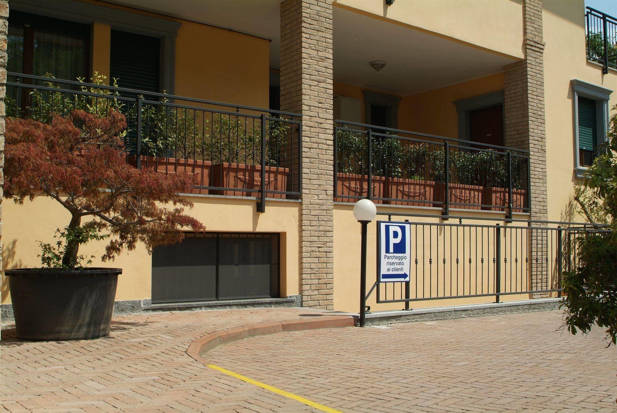 Residence San Prospero Garbagnate Milanese Zewnętrze zdjęcie